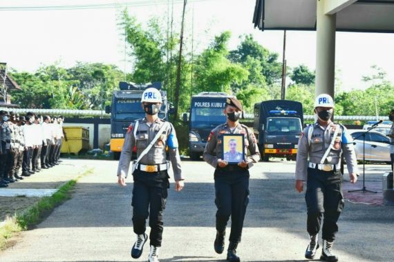 Ini 2 Kesalahan Fatal Bripka Hendra yang Membuat Fotonya Dicoret Kapolres, Oh - JPNN.COM