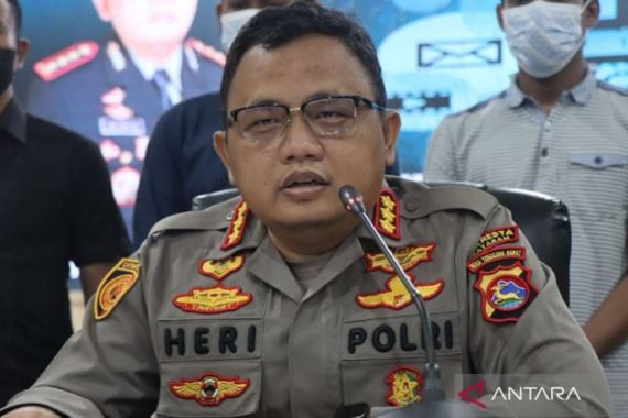 2 Pria Ditangkap, Kombes Heri Minta Warga Mataram Jangan Terprovokasi - JPNN.COM