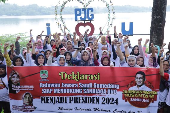 Cara Kreatif Jawara Sumedang Berikan Dukungan ke Sandiaga Uno - JPNN.COM