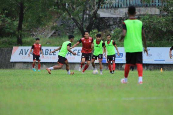Hadapi Liga 2 2022, Semen Padang Ikat 11 Pemain - JPNN.COM