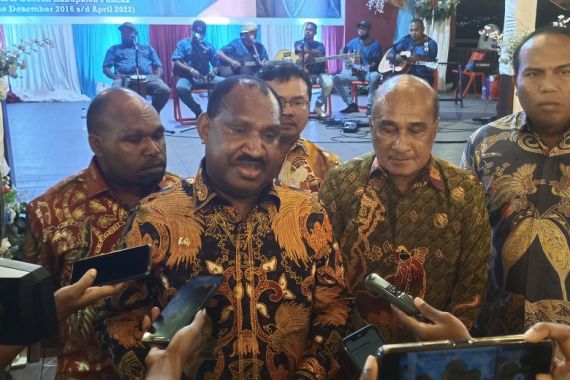 Willem Wandik: DOB Solusi Untuk Papua - JPNN.COM