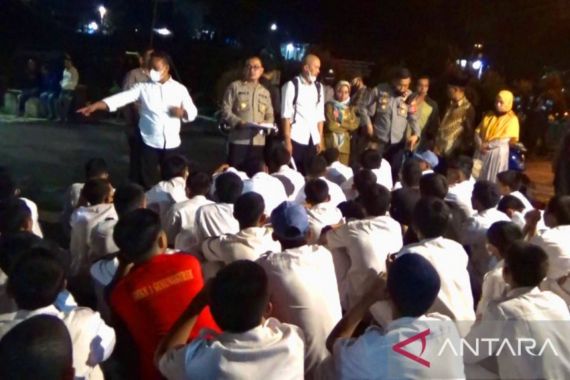 57 Pelajar SMK di Kabupaten Sukabumi Diamankan Polisi - JPNN.COM