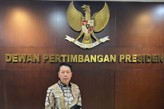 Kader Golkar Henry Indraguna Dipercaya Jadi Tim Ahli Wantimpres - JPNN.COM