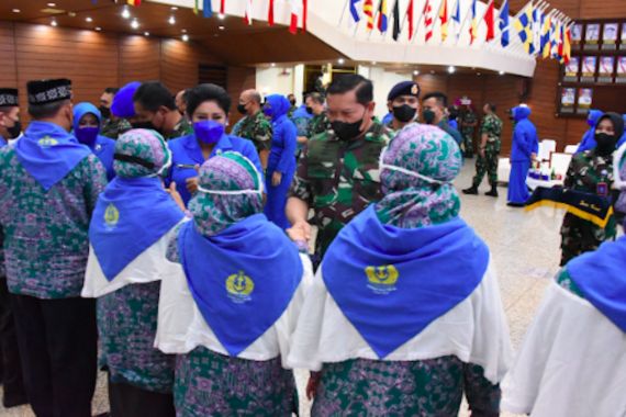 KSAL Yudo Lepas Calon Jemaah Haji TNI AL 1443 H/2022 M - JPNN.COM