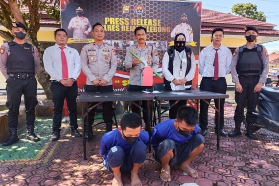 Buronan Ini Sok Jagoan Mengancam Polisi di Medsos, Ujungnya - JPNN.COM