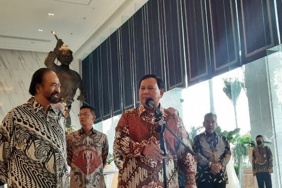 Prabowo Bertemu Surya Paloh Selama 4 Jam, Bahas Isu Strategis - JPNN.COM