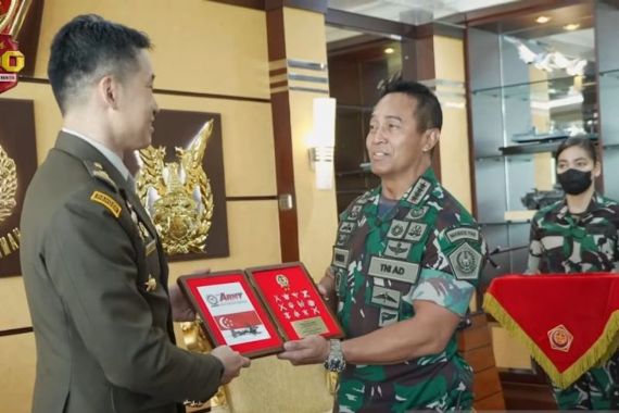 Jenderal Andika Mempersilakan Singapura Mengikuti Garuda Shield - JPNN.COM