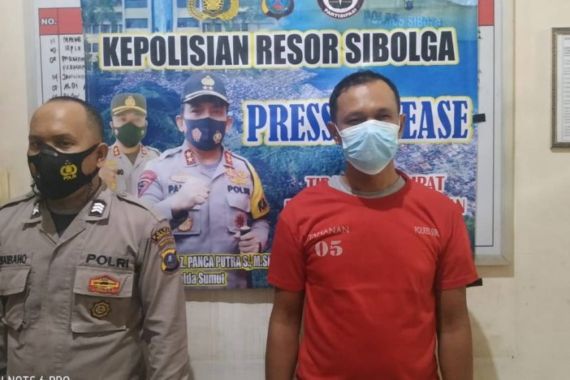 Pengedar Sabu-Sabu Ditangkap Petugas Polres Sibolga - JPNN.COM