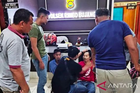 Yadi dan Nanang Akhirnya Ditangkap di Rimbo Bujang Jambi, Bravo, Pak Polisi - JPNN.COM
