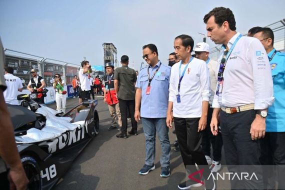 Pemerintah Pusat Kurang Mendukung Formula E? Presiden Jokowi Memberi Jawaban Tegas - JPNN.COM