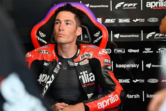 MotoGP Jepang: Aleix Espargaro Sangat Kecewa, Kru Elektronik Sampai Minta Maaf - JPNN.COM