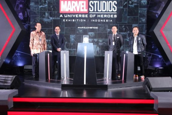 Marvel Pajang Puluhan Koleksi Superhero di Pondok Indah, Cek Harga Tiketnya - JPNN.COM