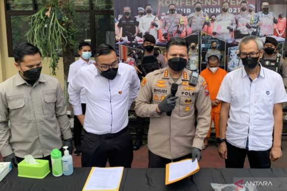 Polisi Ungkap Kasus Penemuan Mayat di Malang - JPNN.COM