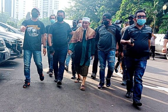 Seusai Tangkap Abdul Baraja, Polda Metro Jaya Usut Sumber Dana Khilafatul Muslimin - JPNN.COM
