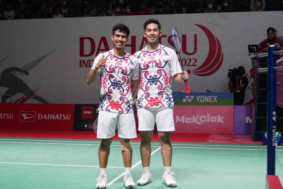 Bikin Kejutan, Sabar/Reza Kalahkan Juara All England di Indonesia Masters 2022 - JPNN.COM