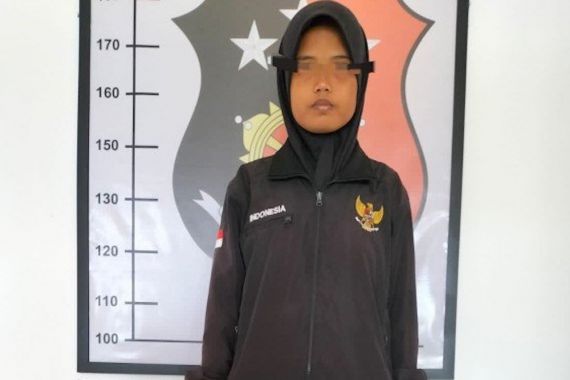 Wanita Ini Mengaku Polwan dan Bisa Mengurus Kasus, Mbak Aminah Jadi Korban - JPNN.COM