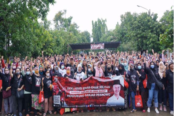 Ribuan Mak-Mak di Bekasi Deklarasi Dukung Ganjar Pranowo untuk Pilpres 2024 - JPNN.COM