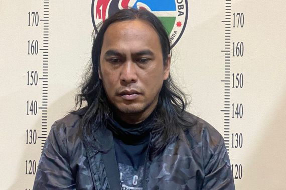 Pria Gondrong Ini Sudah Ditangkap Polisi, Bagi yang Pernah Berhubungan Siap-siap Saja - JPNN.COM