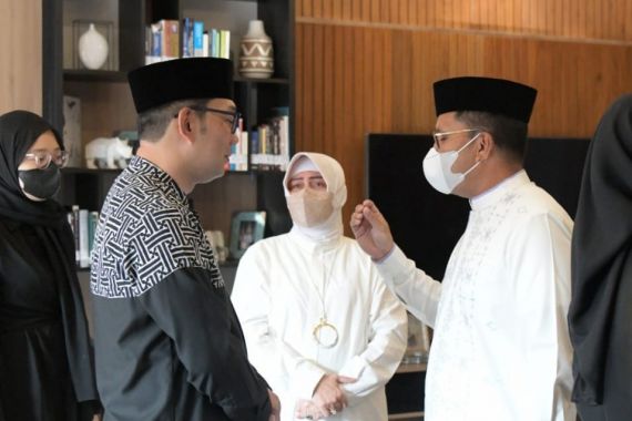 Wako Makassar Terbang ke Bandung untuk Temui Ridwan Kamil - JPNN.COM