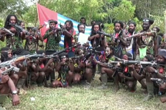 Prajurit Tewas Diserang KKB, Legislator Ini Minta Evaluasi Penanganan Keamanan di Papua - JPNN.COM
