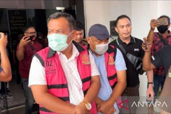 3 Tersangka Korupsi Proyek Jalan Padang Lamo Ditahan, Siapa Mereka? - JPNN.COM
