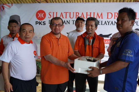 PKS: Kesejahteraan Nelayan Masih Jauh dari Harapan - JPNN.COM