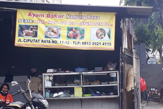 Pedagang Warteg Curhat dan Mengeluh Harga Serbamahal, Takut Enggak Laku - JPNN.COM