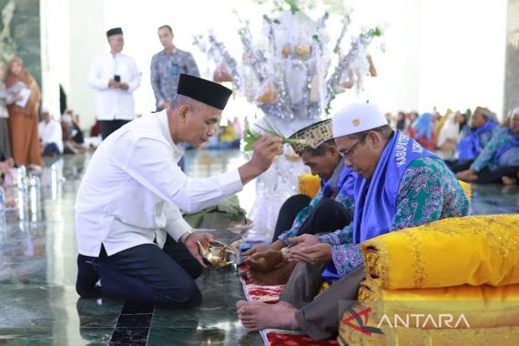 Sakit, Satu Jemaah Calon Haji Asal Nagan Raya Aceh Gagal Berangkat - JPNN.COM
