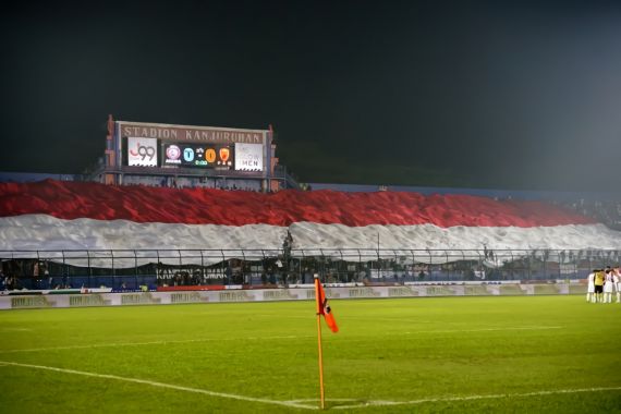 Soal Larangan Kehadiran Suporter Tim Tamu, Manajemen Arema FC Sebut Masih Butuh Adaptasi - JPNN.COM
