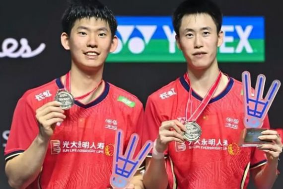 Liu Yu Chen/Ou Xuan Yi Rebut Gelar Terakhir di Indonesia Open 2022 - JPNN.COM
