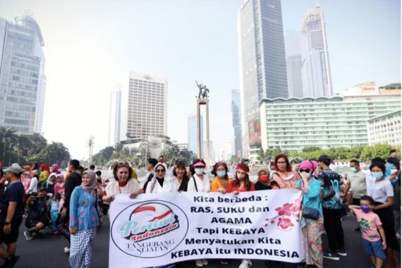 Pertiwi Indonesia Menggelar Aksi Dukung Kebaya Masuk UNESCO - JPNN.COM