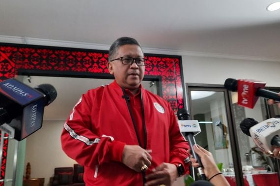 Beda Sikap PDIP soal Deklarasi Anies dan Prabowo, Hasto Singgung Pertanyaan Antitesis - JPNN.COM