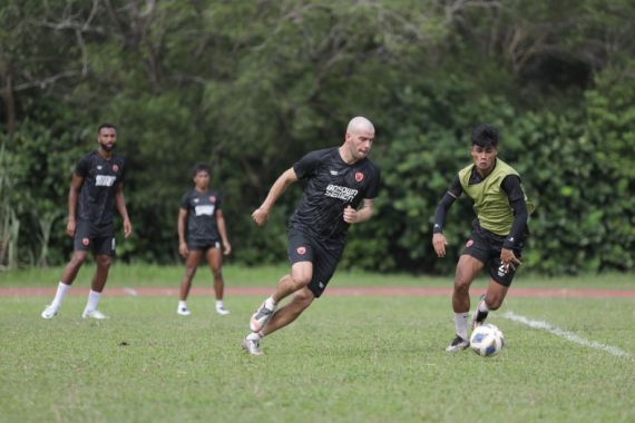 AFC Cup 2022: Komentar Bernardo Tavares Jelang Lawan Kuala Lumpur City FC - JPNN.COM