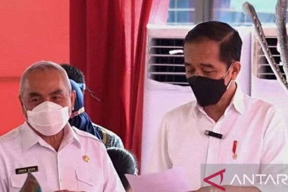 Agenda Jokowi Hari Ini di Kalimantan Timur, Ada Gubernur Isran Noor - JPNN.COM