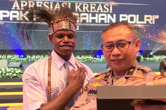 Karel Dadimu, Elan Luar Biasa ABG Papua dan Suratnya untuk Kapolri - JPNN.COM