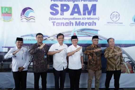 PP Infra dan PP Tirta Tanah Merah Lakukan Pemancangan Pertama SPAM Di Bekasi - JPNN.COM