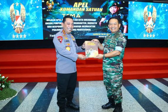 Apel Dansat, Kapolri Tegaskan Sinergisitas TNI-Polri Harga Mati - JPNN.COM