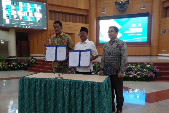 UT Resmi Gandeng Garuda Indonesia untuk Mobilitas Warga Kampus - JPNN.COM