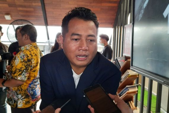 Kemunculan Sukarelawan Ganjar Doakan Jokowi Jadi Ketum PDIP Mencurigakan - JPNN.COM