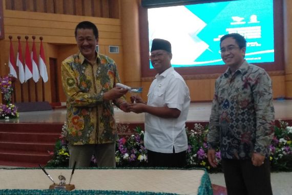 Universitas Terbuka dan Garuda Indonesia Berkolaborasi, Ini Harapan Rektor Ojat  - JPNN.COM