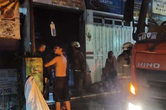 Ruko Laundry di Tangerang Terbakar, Ini Sebabnya - JPNN.COM