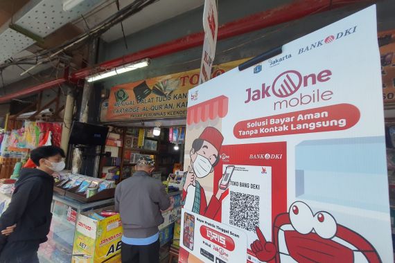 Bank DKI Terapkan Transaksi Digital di Pasar Perumnas Klender - JPNN.COM