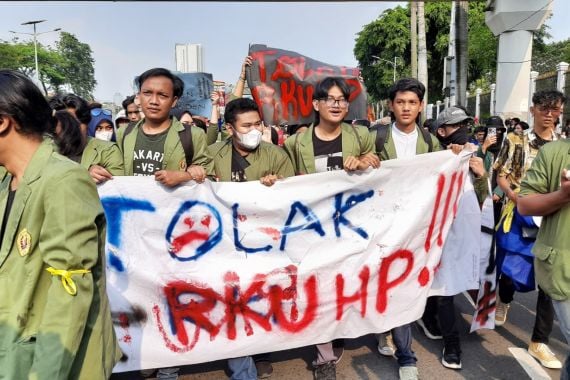 RKUHP Disorot Media Asing, Rencana Indonesia Memenjarakan Pelaku Seks Bebas Mendunia - JPNN.COM