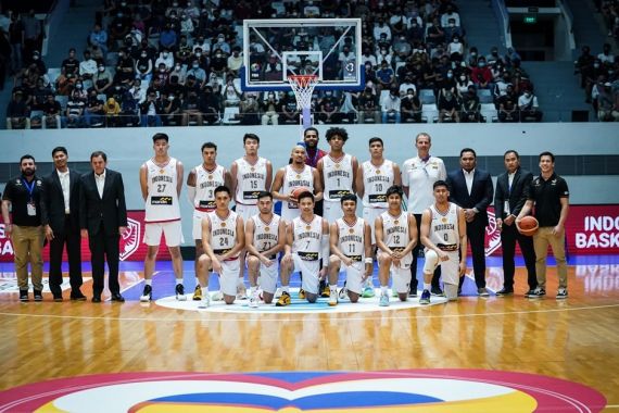 Berjuang Hingga Akhir, Timnas Basket Indonesia Keok dari Arab Saudi - JPNN.COM