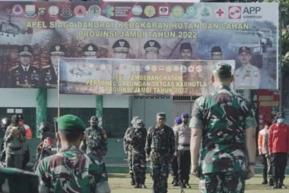 Jambi Berstatus Siaga, 97 Personel Disebar, Brigjen Supriono: Jangan Pulang Sebelum - JPNN.COM