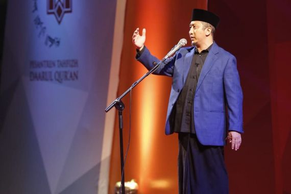 334 Santri Daarul Qur'an Diwisuda, Ustaz Yusuf Mansur Berpesan Begini - JPNN.COM