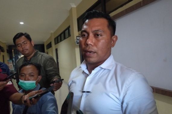 Pembunuh Sadis Ketua Ormas Ditangkap, Kompol Denis Ungkap Fakta Ini - JPNN.COM