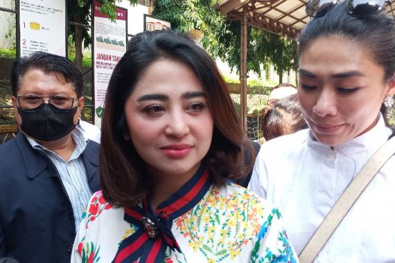 3 Pernyataan Dewi Perssik Setelah Bercerai dari Angga Wijaya, Tegas Banget - JPNN.COM