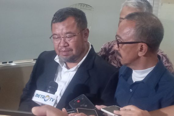 Ahyudin Lihat Presiden ACT Ibnu Khajar di Bareskrim Polri, tetapi Tak Menyapa - JPNN.COM