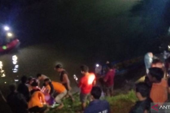 Tenggelam di Sungai Keruh, Nipo Nopian Wini Ditemukan Sudah Meninggal  - JPNN.COM